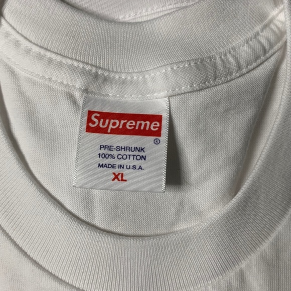 “Greetings From Supreme” Tee - Picture 3 of 6